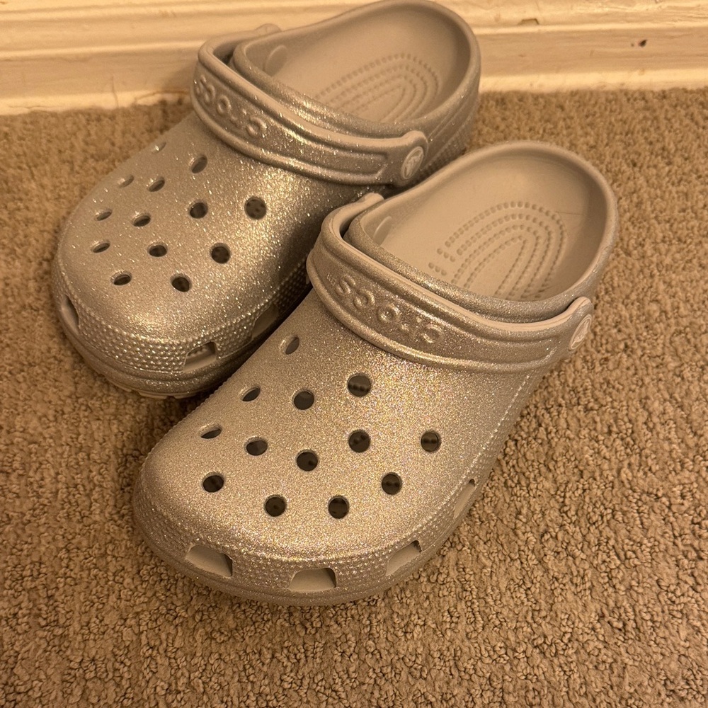 CROCS Glitter Clog in Sparkling Silver/Glitter